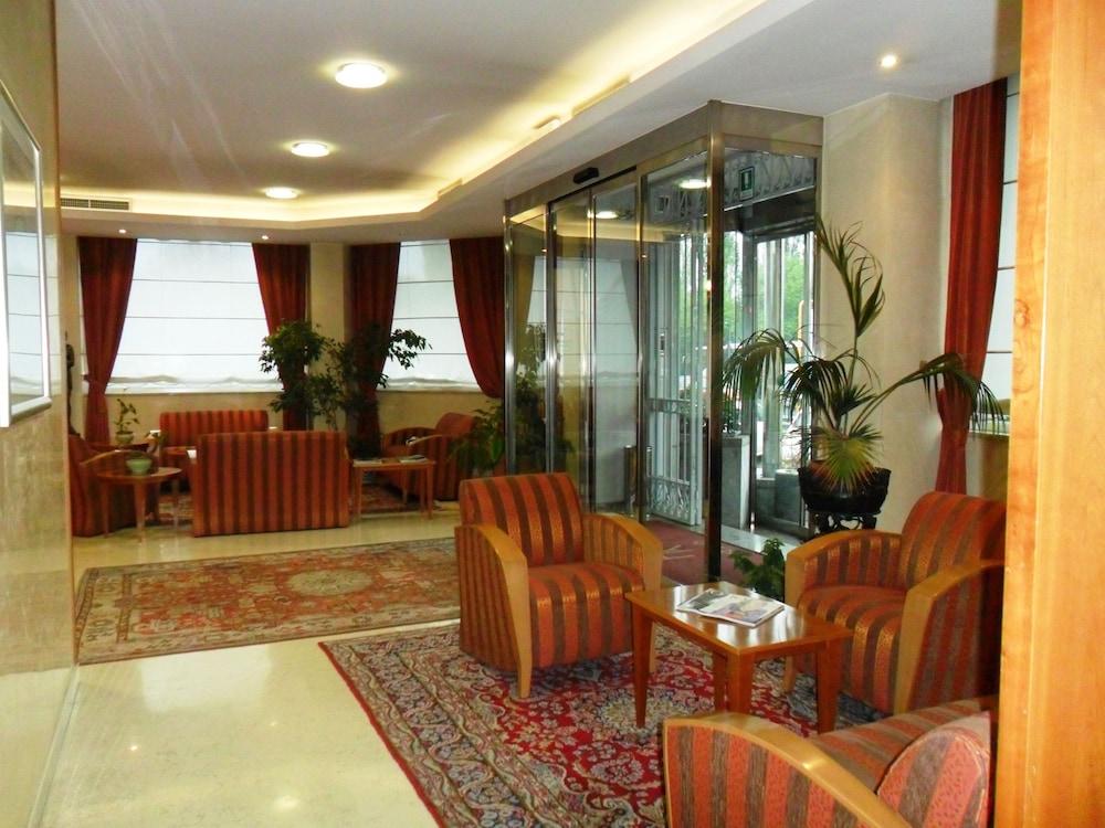 Hotel Riviera Segrate Exterior foto