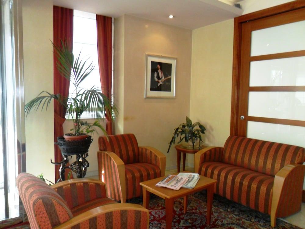 Hotel Riviera Segrate Exterior foto